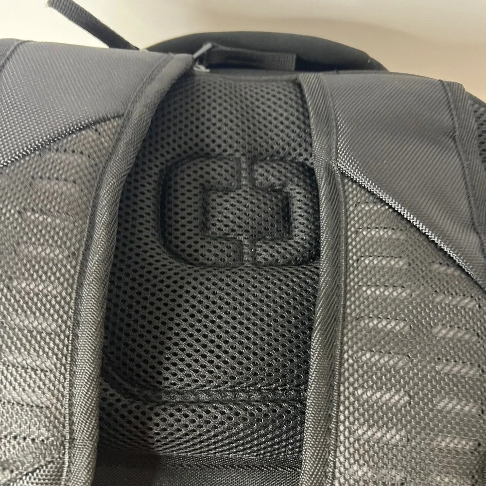Ogio Flashpoint BackPack Laptop Bag Black NWOT #1 Embroidered HDR Logo‎